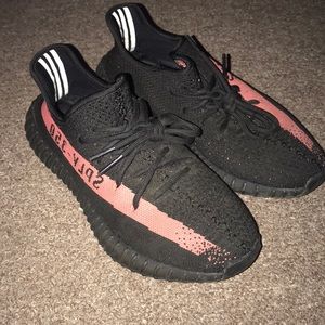 Yeezy 350 v2 core red black